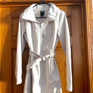 North face belted jacket brand new condition